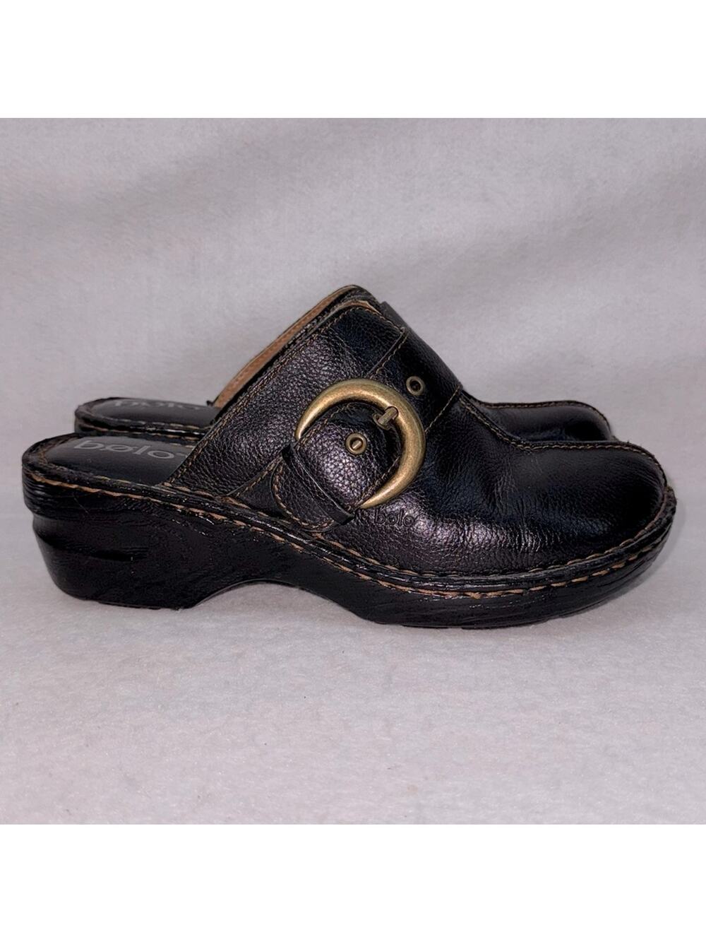 EUC Women’s Born bolo Black Leather Clogs Mules size 9 Buckle Comfort Soles